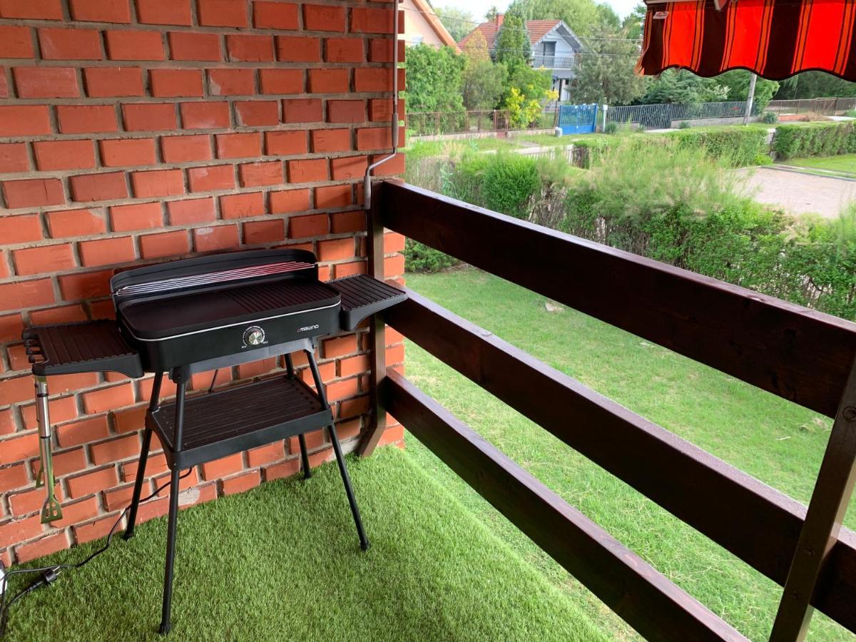Balatonic Apartman Zamardi Ngoại thất bức ảnh